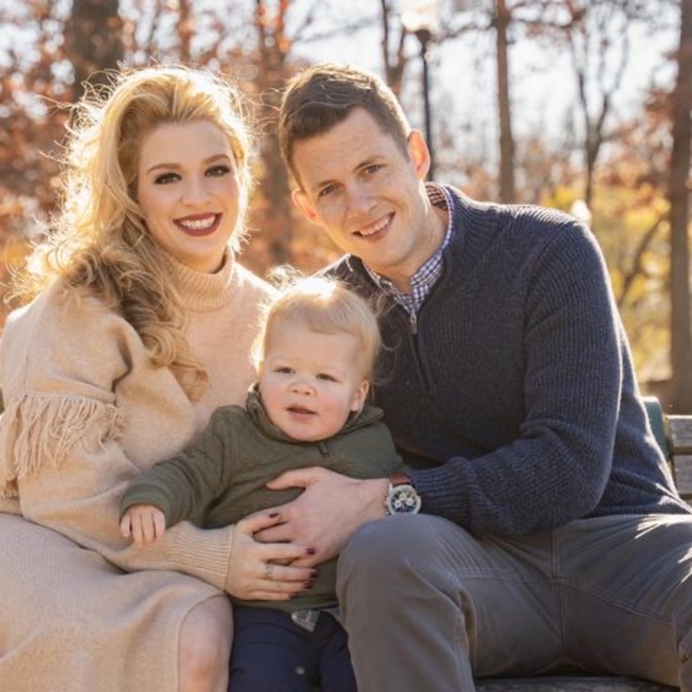 Meet your Posher, Claudia